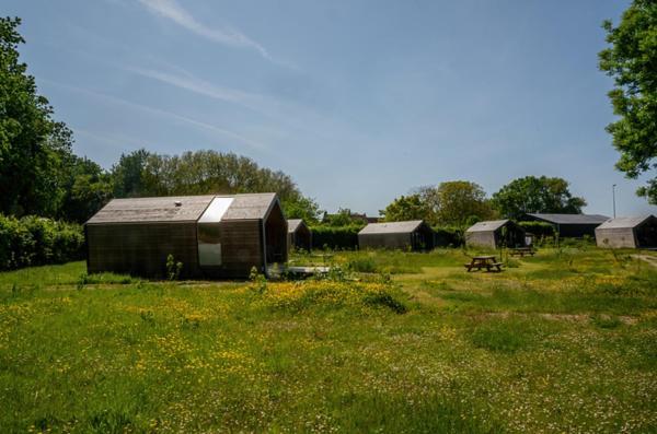 Natuurhuisjes Lust En Last Sommelsdijk 外观 照片